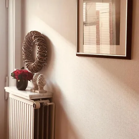 Gelijkvloers 2 Slaapkamer Centrum *